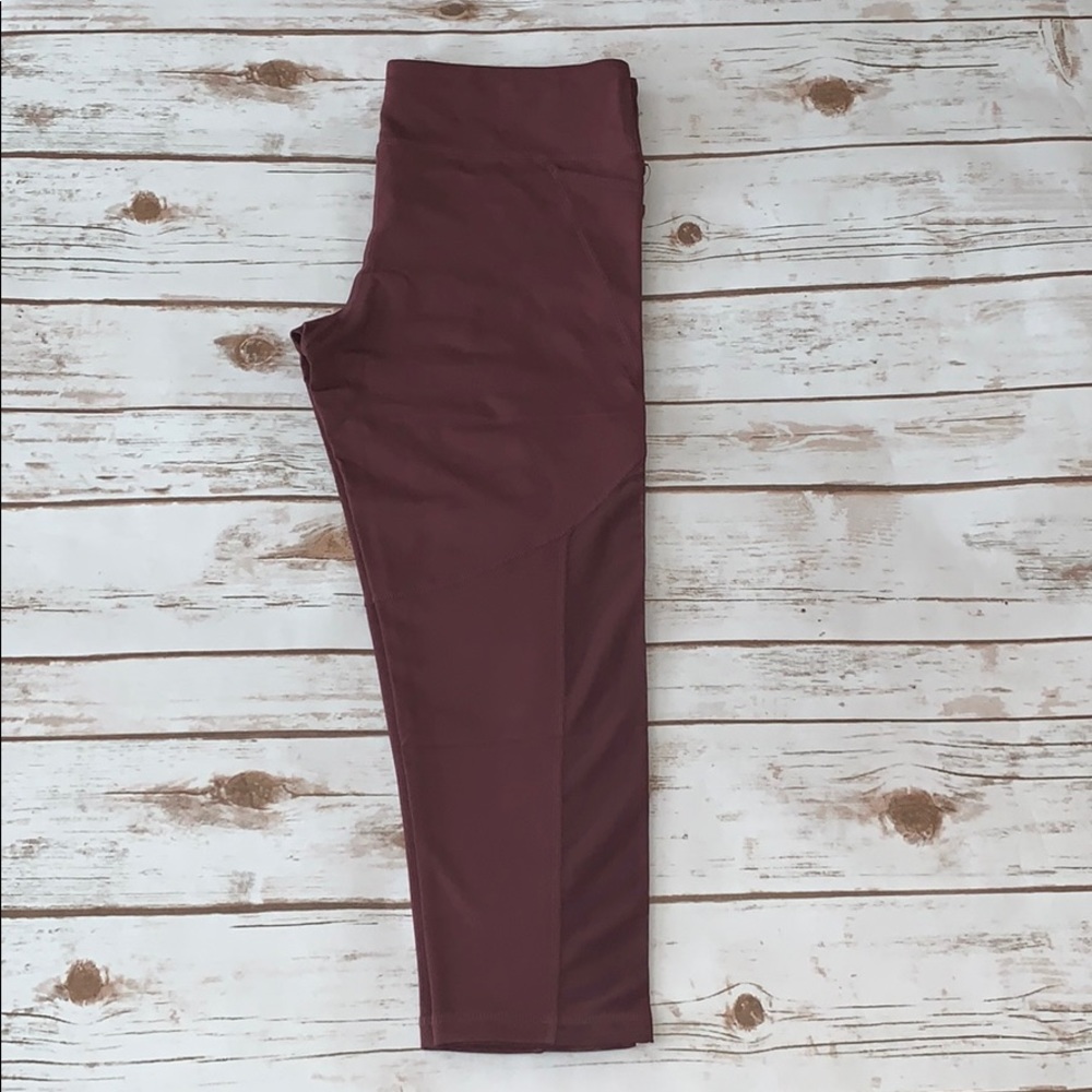 Mono B Athletic Capri ❗️2 Left: S ❗️ - Picture 4 of 5